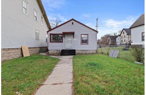 3513 West Hampton Avenue, Milwaukee, WI 53209