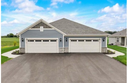 1474 Sandhill Lane 0602, Mukwonago, WI 53149