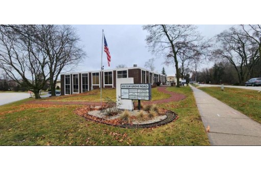 850 Elm Grove Road 12, Elm Grove, WI 53122-2527