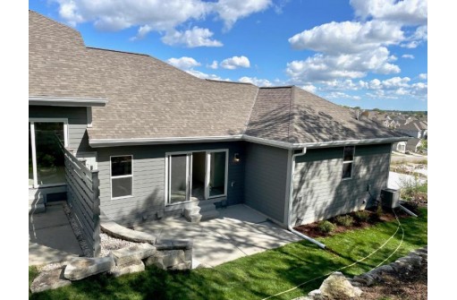 3601 Hawthorn Hill Drive, Waukesha, WI 53189-2549