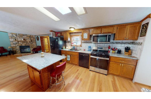 E8928 County Road P, Westby, WI 54667