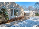 2140 North 93rd Street, Wauwatosa, WI 53226-2608