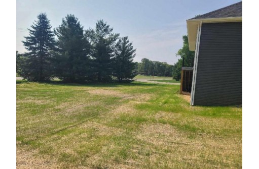 7421 Pine Ridge Drive, Burlington, WI 53105