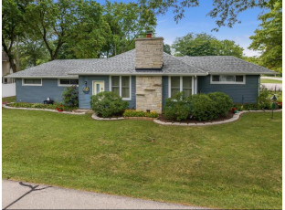 8934 389th Avenue Burlington, WI 53105