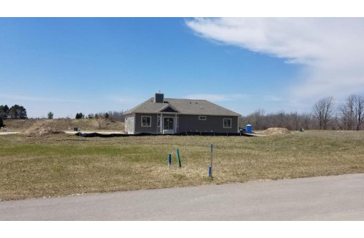 W208N16303 Renee Way LT17, Jackson, WI 53037-8946