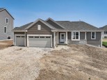 634 Lambert Drive Slinger, WI 53086