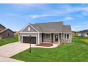 2698 Red Oak Lane, East Troy, WI 53120