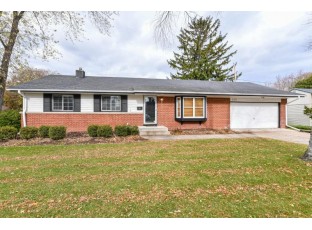 730 West Theresa Court Glendale, WI 53209-4548