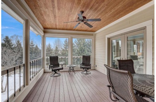 S90W32820 Granite Trail, Mukwonago, WI 53149