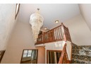 1528 West De La Warr Circle, Mequon, WI 53092-5042