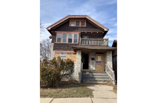 3701 North 14th Street 3703, Milwaukee, WI 53206-2952