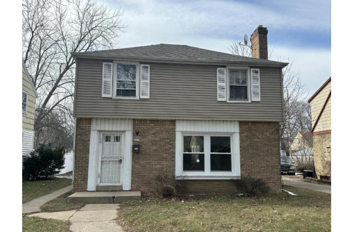 4039 North 41st Street, Milwaukee, WI 53216-1605