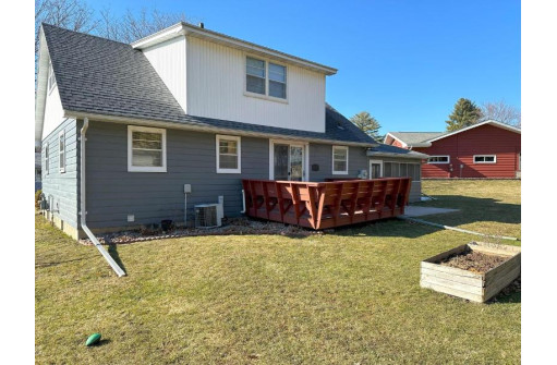 107 Central Court, Westby, WI 54667