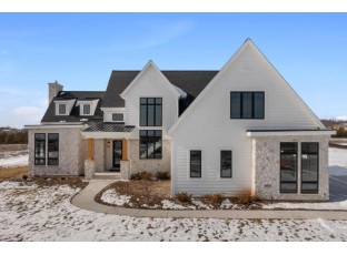 13853 North Pine View Court Mequon, WI 53097