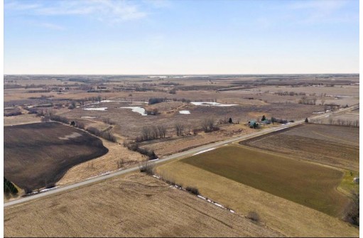 W13798 Marshview Road, Waupun, WI 53963