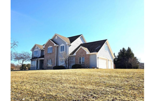 3801 Ridgeview Court, Colgate, WI 53017-9395