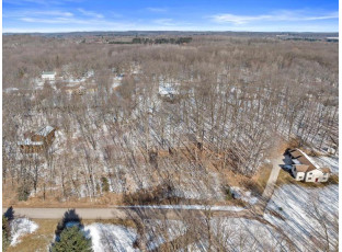 E2264 Meadow Valley Court Waupaca, WI 54981