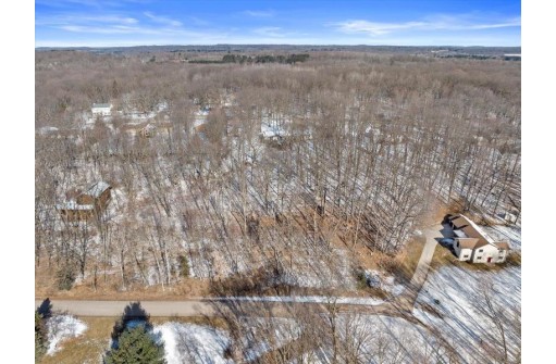 E2264 Meadow Valley Court, Waupaca, WI 54981