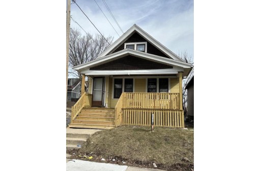 3160 North 24th Place, Milwaukee, WI 53206