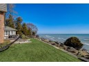 7152 North Beach Drive, Fox Point, WI 53217-3658