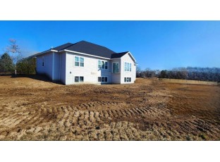 2131 Wallace Lake Road LT7 West Bend, WI 53095