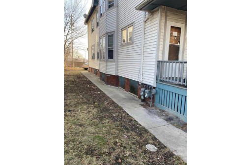 3111 West Mt Vernon Avenue 3113, Milwaukee, WI 53208-4246