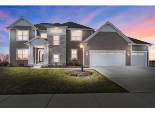 9055 West Highlander Drive Mequon, WI 53097