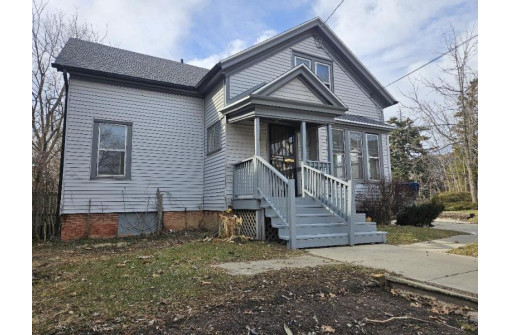 3147 North Julia Street, Milwaukee, WI 53212-1928