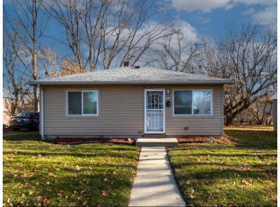 5718 North 62nd Street Milwaukee, WI 53218