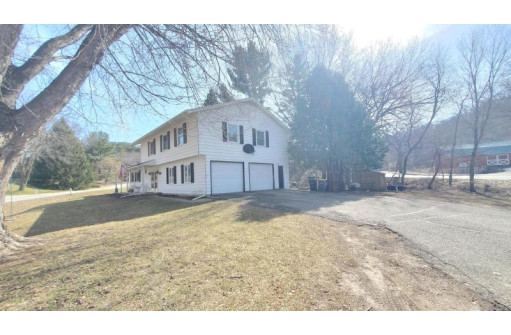 W5897 Cedar Road, La Crosse, WI 54601