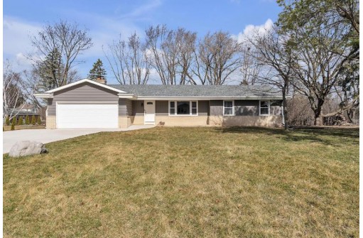 500 West Bayfield Avenue, Glendale, WI 53217