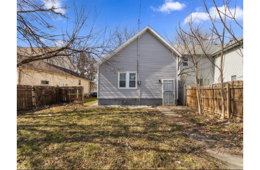 1816 North 18th Street, Milwaukee, WI 53205