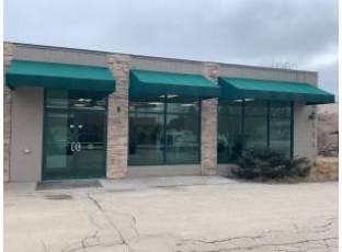 419 East Wisconsin Avenue 4 Oconomowoc, WI 53066-3039