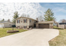 435 Springbrook Court, Mayville, WI 53050-1143