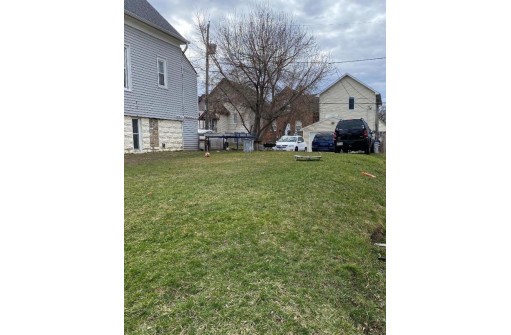 2325 South 15th Place, Milwaukee, WI 53215-3134