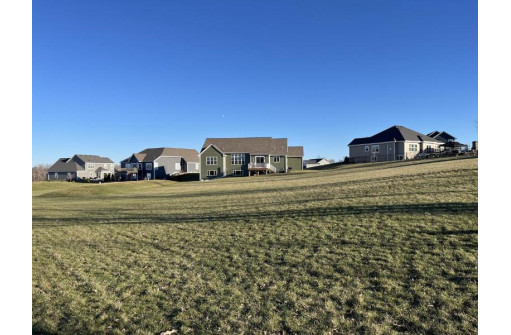 2480 Sunrise Court, Slinger, WI 53086