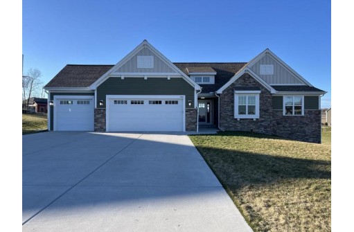 2480 Sunrise Court, Slinger, WI 53086