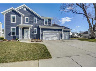 W241N5656 Maple Grove Lane Sussex, WI 53089-3915