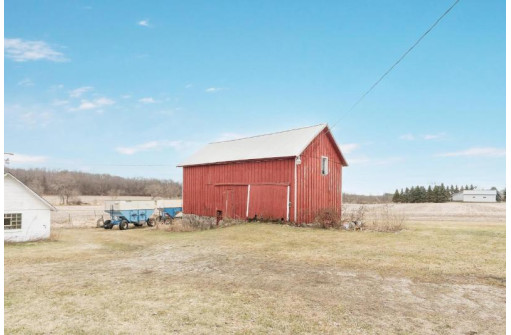 N852 County Road R, Watertown, WI 53098-4808