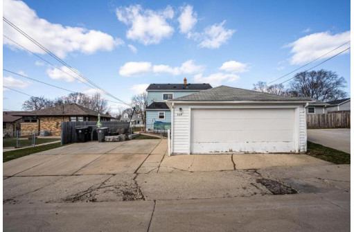 3419 East Bottsford Avenue 3419A, Cudahy, WI 53110-1023