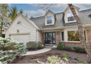 1509 West Eastbrook Drive, Mequon, WI 53092-2986