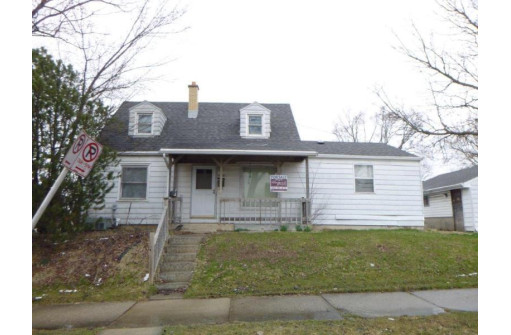 4230 West Lancaster Avenue, Milwaukee, WI 53209-5239