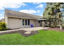 4780 Cara Marie Court B, Brookfield, WI 53005