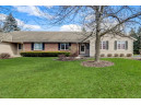 4780 Cara Marie Court B, Brookfield, WI 53005