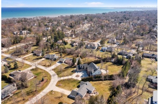 7845 North Links Circle, Fox Point, WI 53217-3226