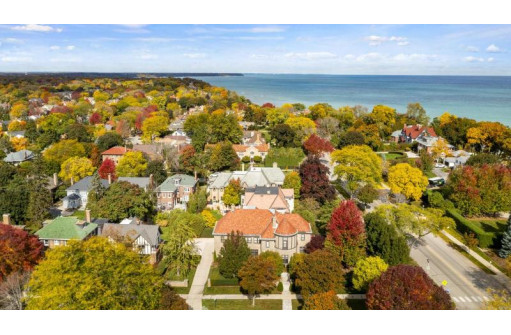 3801 North Lake Drive, Shorewood, WI 53211-2447