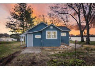 N6204 West Lakeshore Drive Burlington, WI 53105