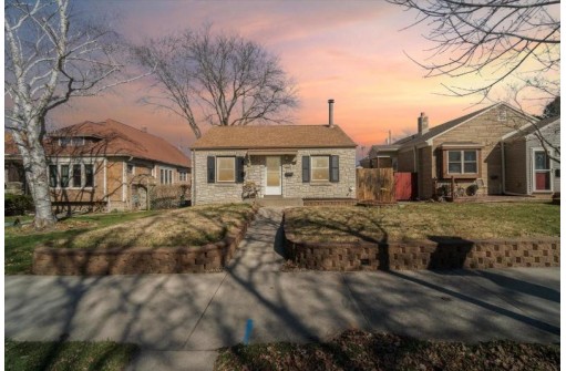 3334 South 7th Street, Milwaukee, WI 53215