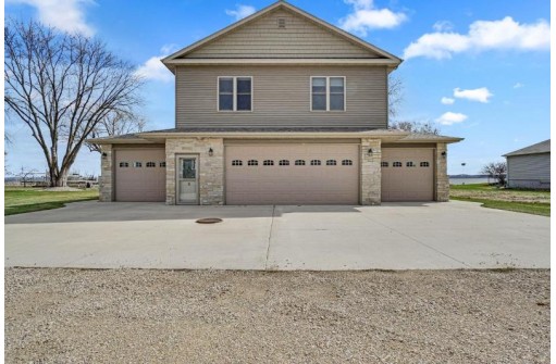 N8809 Lakeshore Drive 3, Van Dyne, WI 54979