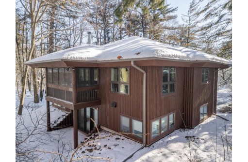 698 Treehouse Lane A, Kohler, WI 53044-1118